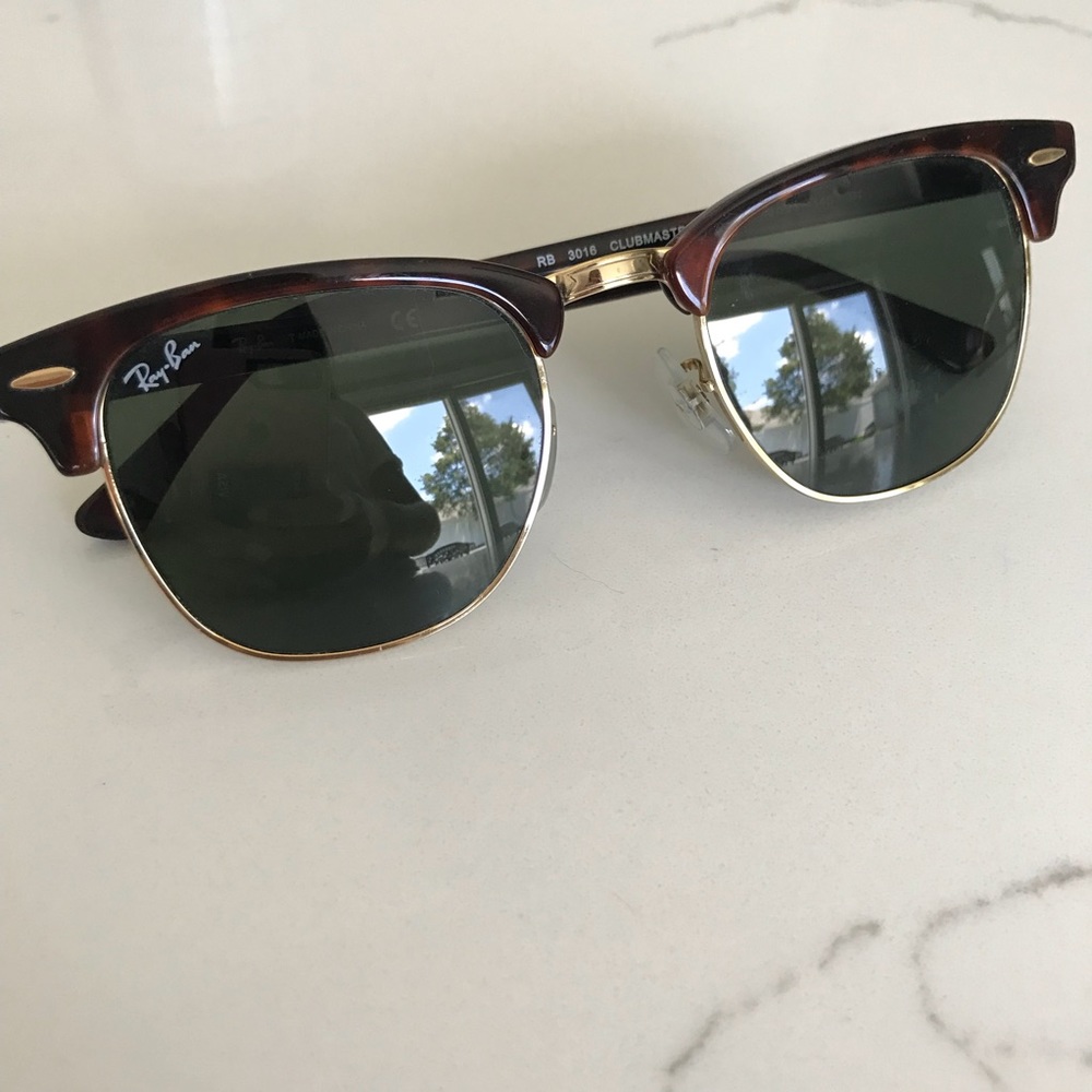 Ray-Ban Clubmaster Classic Sunglasses